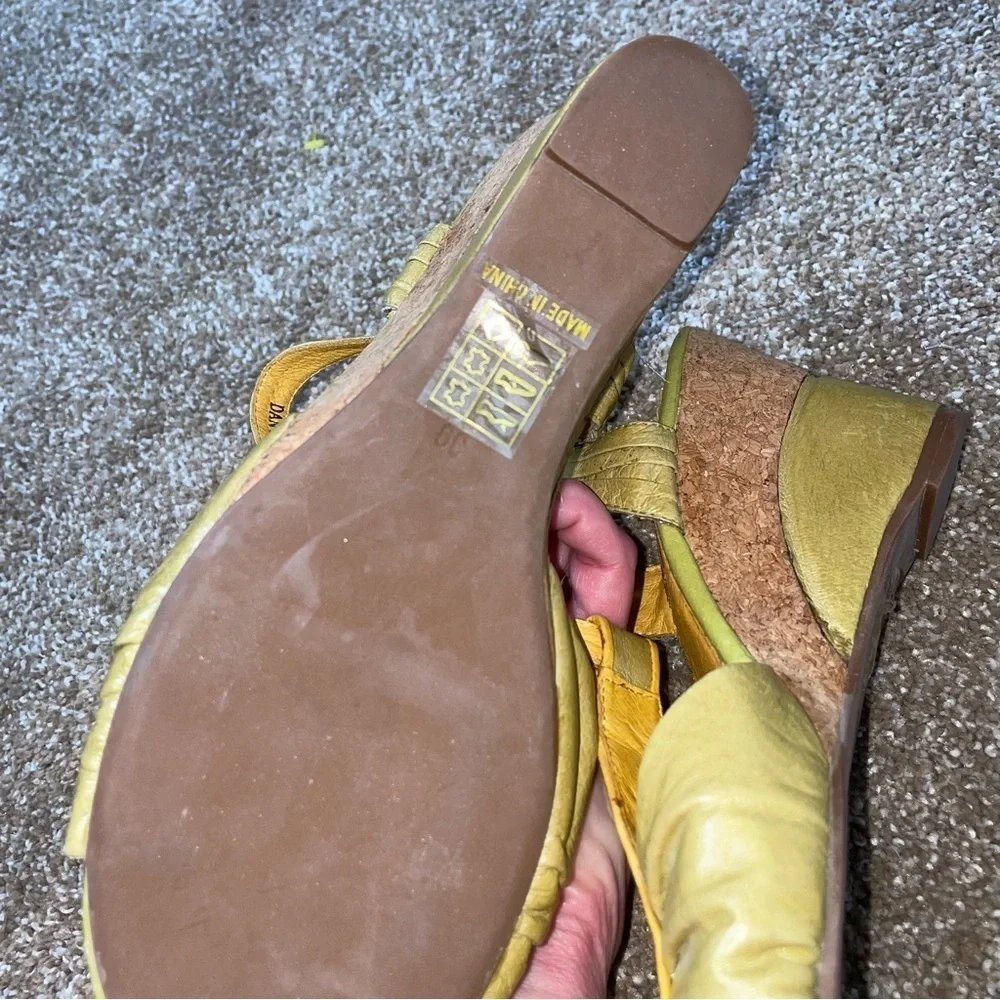 Mizz Mooz wedge sandals green & yellow ankle strap open toe SZ 39 US 8 70's